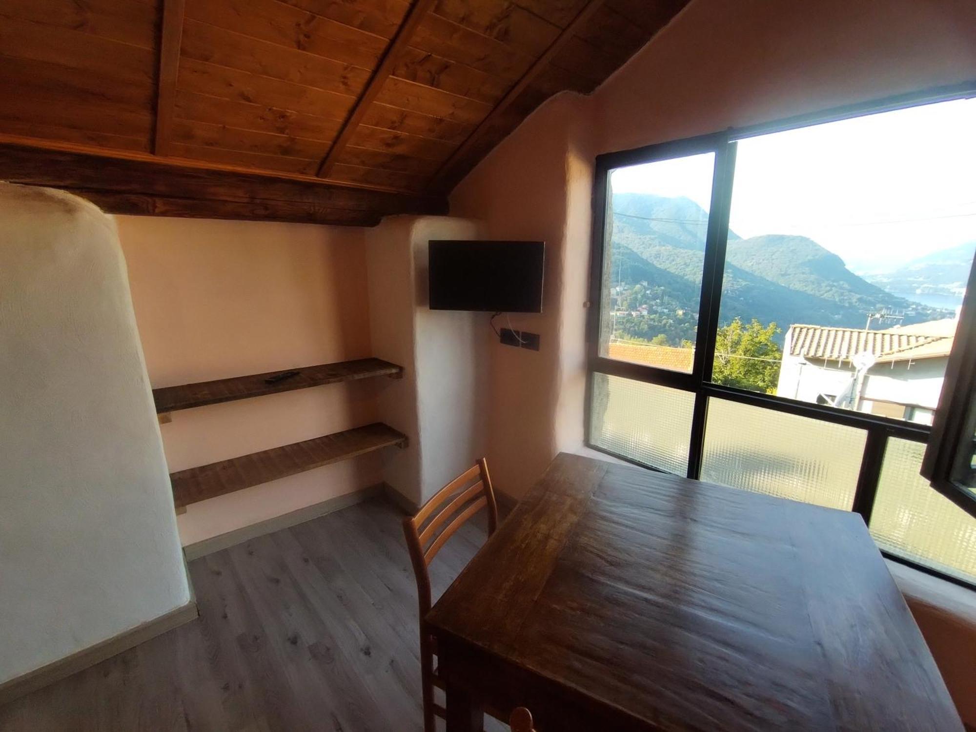 Casa Tarcisio Bed & Breakfast Faggeto Lario Bagian luar foto